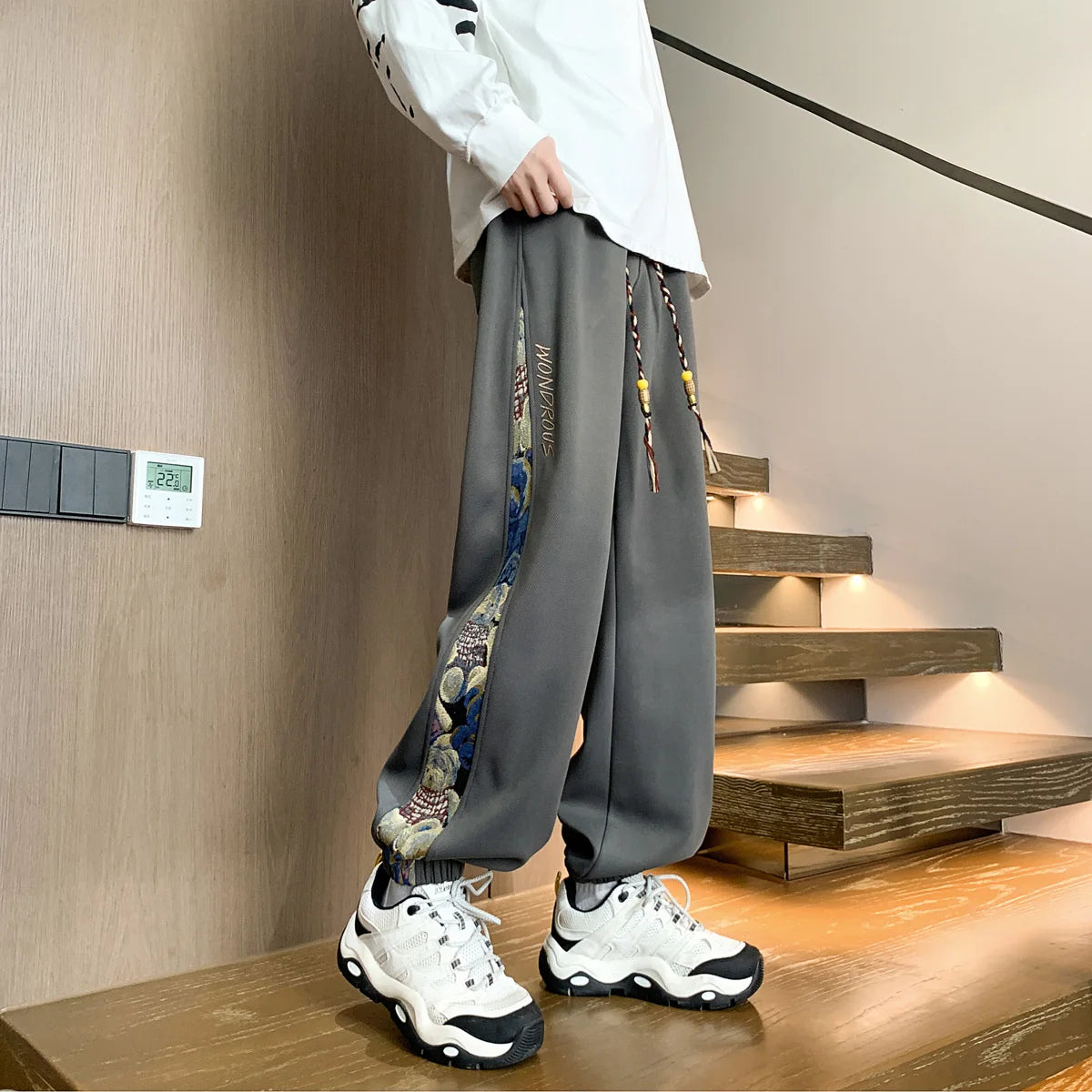 Men Sweatpants 5XL Training Elastic Casual Trousers Hip Pop American Sports Style Loose Oversize Letter Print Jogger Pants