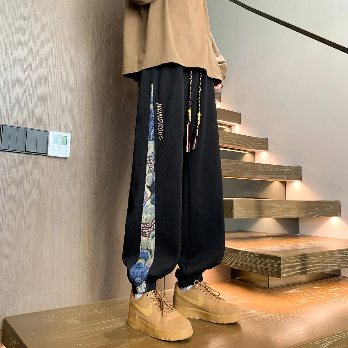 Men Sweatpants 5XL Training Elastic Casual Trousers Hip Pop American Sports Style Loose Oversize Letter Print Jogger Pants