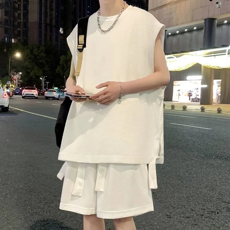 Original Design Men's Summer Ice Silk Vest Shorts Set Sleeveless Quick Dry Comfortable Breathable Fashionable Casual Outfit