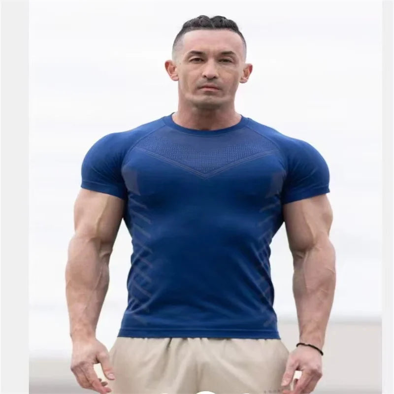 2025 Men Solid color Sport T-shirt Summer New gym Fitness Bodybuilding male Workout Shirts fashion Short Sleeves T-shirt men top