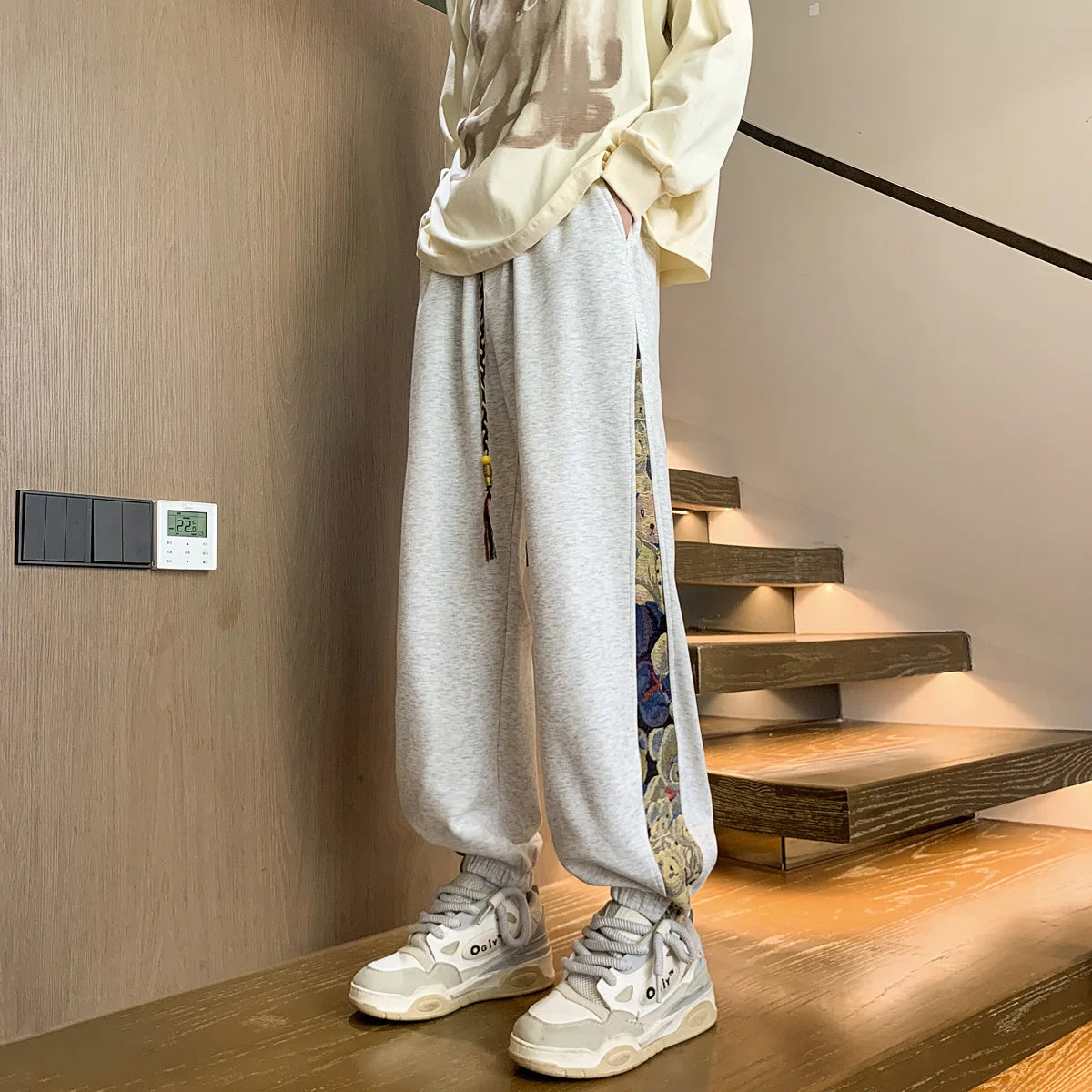 Men Sweatpants 5XL Training Elastic Casual Trousers Hip Pop American Sports Style Loose Oversize Letter Print Jogger Pants