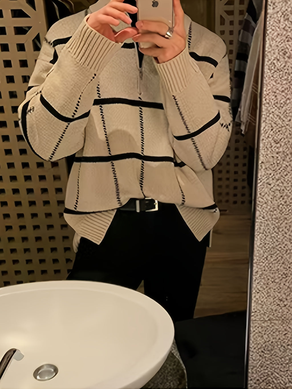 Men'S Retro Plaid & Stripe Knit Sweater - Black & White Striped Collar & Half-Zipper Front, Medium Stretch Durable Knitwear, Regular Fit Long Sleeve Winter Warmth, Casual Fall/Winter Sweater for Men, Classic Versatile Layerin